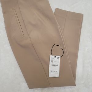 Zara - Pants. Size: XS. Color: Tan